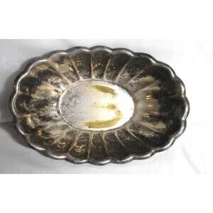 Reed & Barton Fluted Silverplate Oval Bowl Scalloped Edge 6.5 Ins Vintage 1950's